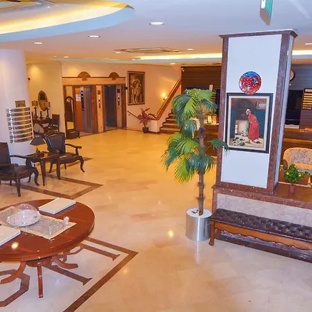 Hotel Pine House By Werde 4*