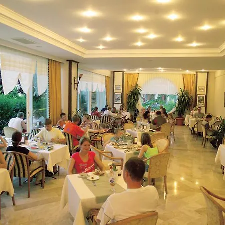 Pine House By Werde קמר