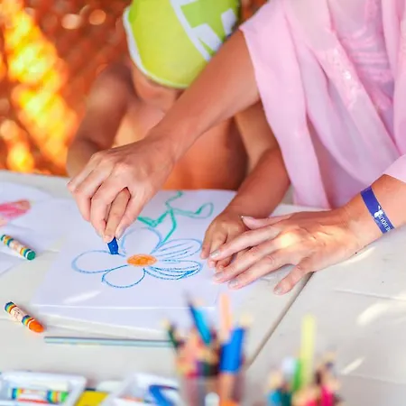 Pine House By Werde מלון קמר