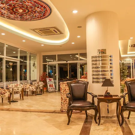 מלון Pine House By Werde 4*